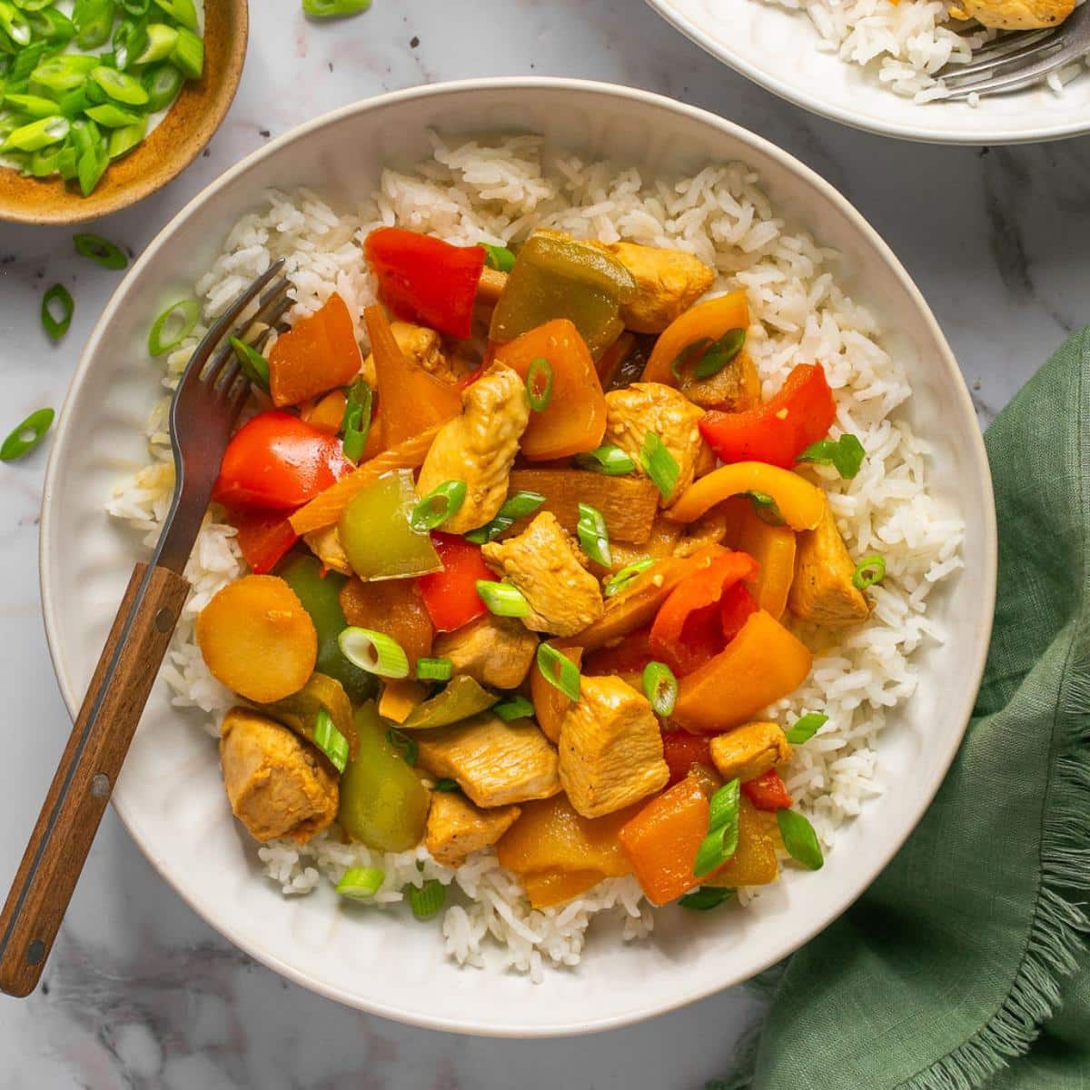 15 Minute Chicken Stir-Fry loaded with veggies & flavor! A lighter, better for you version of takeout that's easy to make & tastes great. Gluten Free + Low Calorie