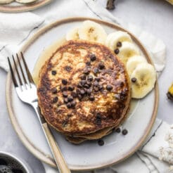 Mint Banana Chocolate Chip Pancakes are egg free, low calorie and high fiber! Made with gluten free ingredients and no added sugar.
