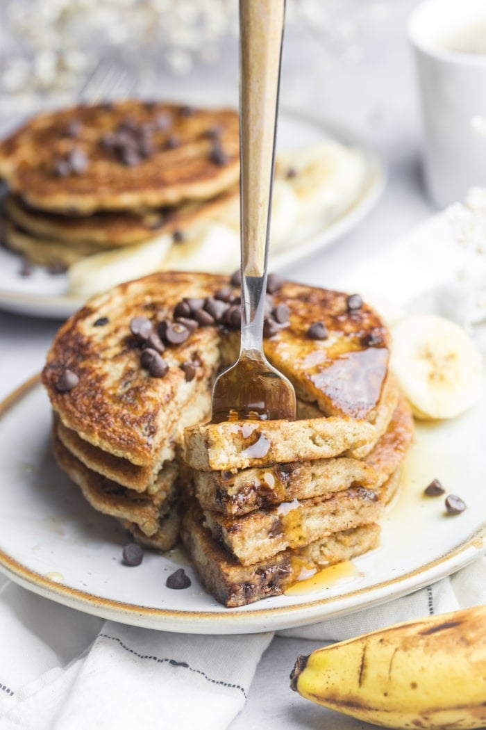 Mint Banana Chocolate Chip Pancakes are egg free, low calorie and high fiber! Made with gluten free ingredients and no added sugar. Perfect for breakfast, brunch or a treat!