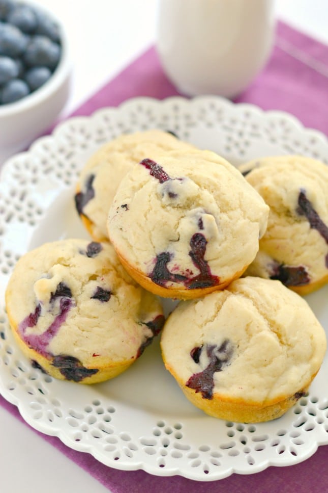 Made with sour cream, applesauce, milk, and gluten free flour, these delicious 94 calorie Sour Cream Blueberry Muffins keep your waist slim.