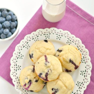 Made with sour cream, applesauce, milk, and gluten free flour, these delicious 94 calorie Sour Cream Blueberry Muffins keep your waist slim.