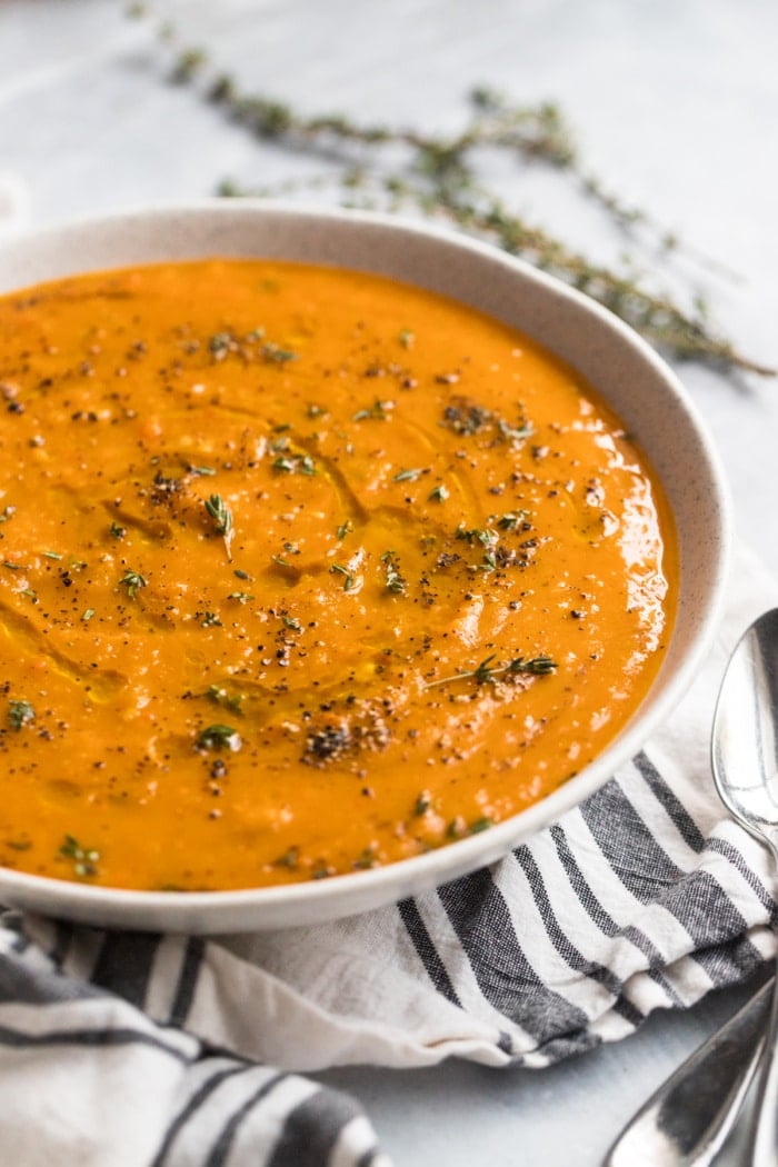 Butternut Sweet Potato Soup is a comforting, veggie packed soup. A healthy and delicious bowl of veggie packed goodness! 