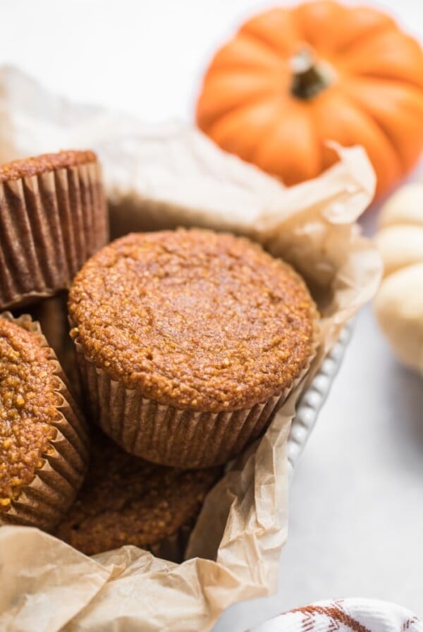 Healthy Pumpkin Cornbread Muffins made low calorie, gluten free and vegan with less sugar. Pumpkin makes this healthy cornbread recipe lighter, more nutritious and flavorful!