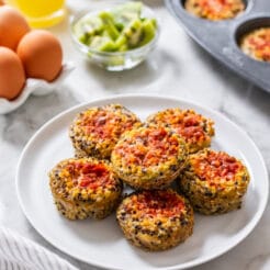 Quinoa Salsa Egg Muffins are a simple protein packed breakfast loaded with flavor and spice for an easy breakfast you can meal prep and take with you on the go!