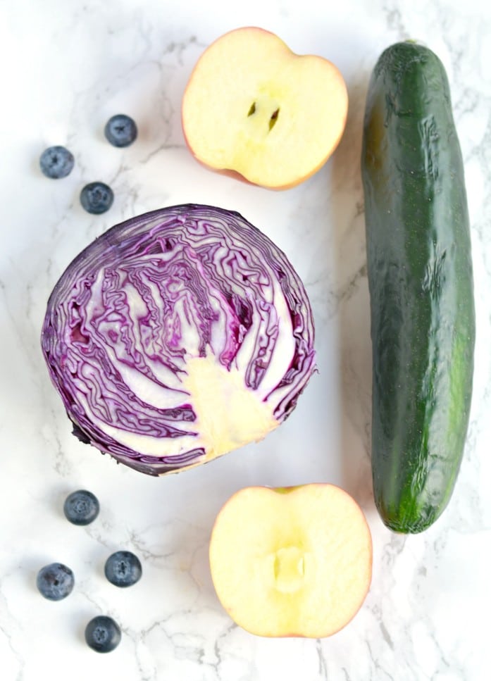 This Blueberry Cabbage Juice is a refreshing, luscious and sweet drink laced with hints of apple and blueberry flavors and zero taste of cabbage. A warm weather drink that will quench your thirst and make your taste buds sing!