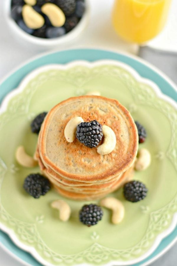 Flourless Cashew Chia Pancakes With Greek Yogurt {GF, Low Cal} Skinny