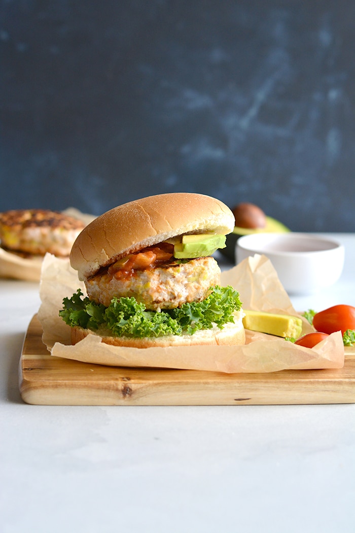 Low Carb Chicken Guacamole Burgers! Stuffed with avocado and salsa, these easy burgers are juicy, tender and bursting with flavor.