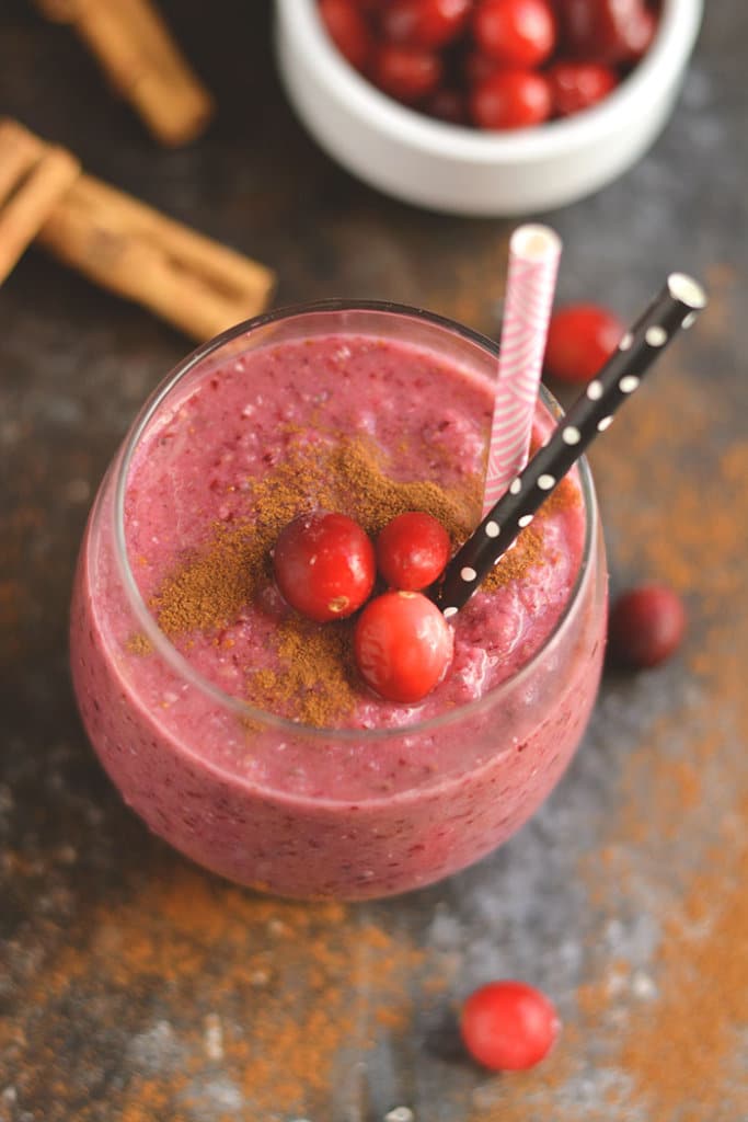 Cranberry Apple Detox Smoothie loaded with antioxidants! A smoothie made with foods that support the body in its natural detox. This thick & creamy pink smoothie makes the perfect healthy breakfast or snack! Gluten Free + Low Calorie + Vegan