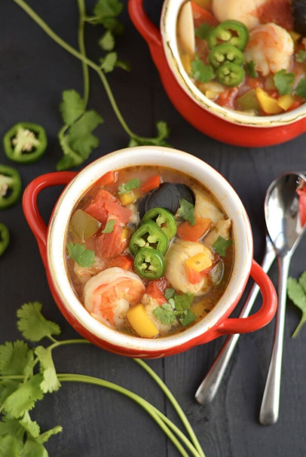 This Seafood Chili is hearty & healthy with a kick of spice. The perfect comforting meal for a cold day that's easy to make & warms the soul! Gluten Free + Low Calorie + Paleo