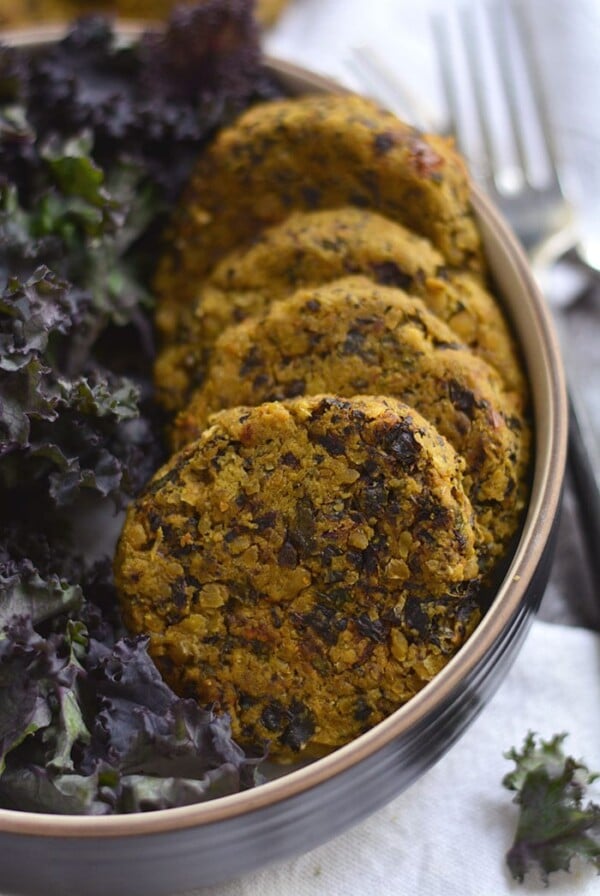 This Kale Sundried Tomato Falafel made with hearty, comforting & wholesome ingredients is a quick & easy Mediterranean style meal. A warm, soul filling food perfect on a cold day. Gluten Free + Low Calorie + Vegan