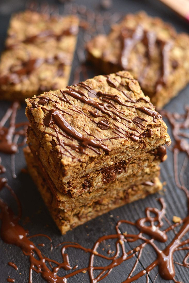 Chocolate Peanut Butter Granola Bars with protein & oats! Loaded with complex carbs, healthy fat & protein, this homemade granola bar recipe is perfect for healthy breakfast or snack! Gluten Free + Low Calorie + Vegan