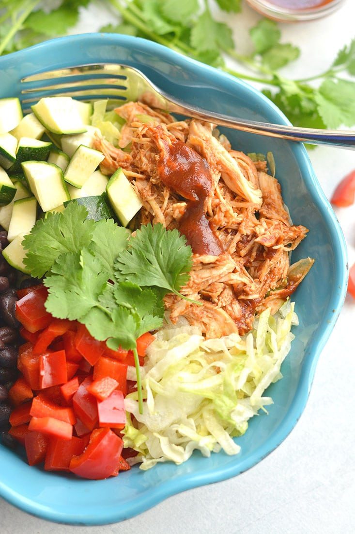 These BBQ Chicken Taco Bowls are the perfect combination of Mexican & summer BBQ flavors. A protein-packed, Gluten-Free, EASY meal prep recipe for a make ahead lunch or dinner. Gluten Free + Low Calorie
