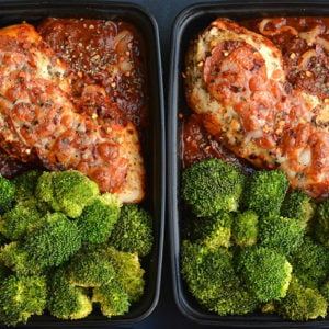 Meal Prep Pizza Chicken! Get all the flavors of pizza without the carbs! #lowcarb