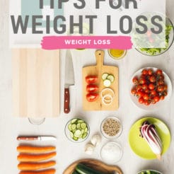 You know I love to meal prep! But I know from talking to many of you that this is an area that is challenging so I'm sharing my best meal prep tips for weight loss to help you get on your meal prep game! These tips can apply to anyone who's trying to lose weight, make meal time healthier, or just easier.