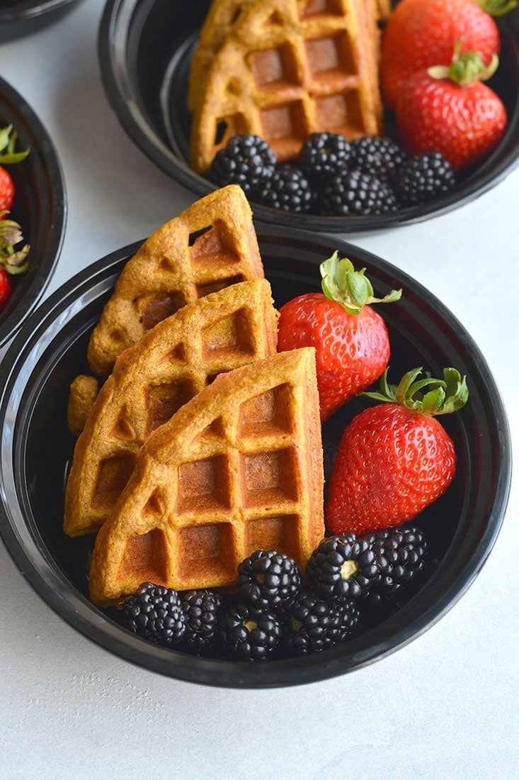 Whole Grain Pumpkin Spice Waffles! Freezer friendly, made with simple real food ingredients, perfect for breakfast meal prep or weekend brunch. Made dairy and gluten free with minimal added sugar. Gluten Free + Low Calorie