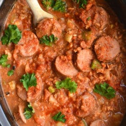 Cajun Chicken Sausage Chili made in a slow cooker! A high protein meal that's loaded with veggies and Paleo friendly. Easy to make in a slow cooker. A delicious and comforting meal that feeds a crowd. Paleo + Gluten Free + Low Calorie 