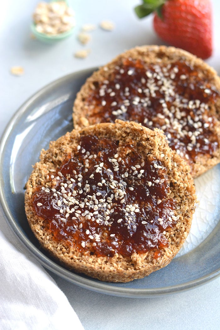 Gluten Free English Muffin! Made with 5 ingredients in the microwave. This breakfast bread doubles as sandwich bread and is a lighter and healthier way to enjoy bread! Low Calorie + Gluten Free + Vegan
