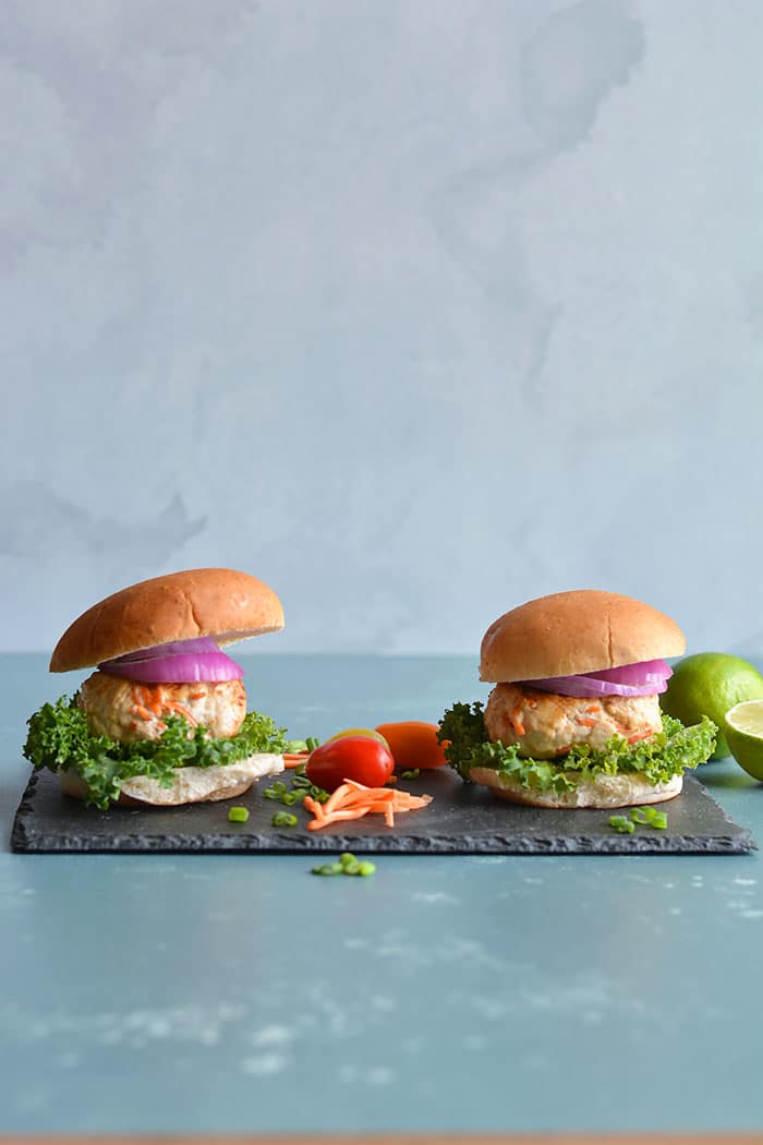 Low Carb Turkey Asian Burgers! Freezer friendly, soy free, veggie loaded burgers seasoned with Asian spice. Easy to make, healthy and great for meal prep! 