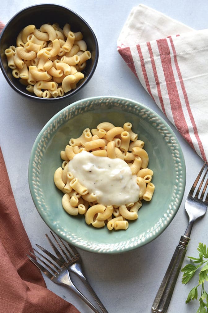 Cottage Cheese Alfredo with Chickpea Pasta {GF, Low Cal} Skinny Fitalicious®