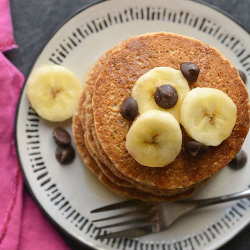 Healthy Banana Oat Pancakes {Low Calorie, GF} - Skinny Fitalicious®