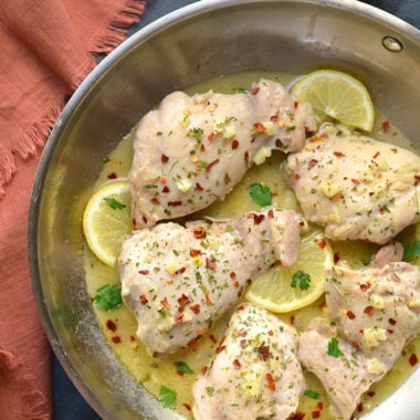 Healthy Lemon Garlic Chicken is an easy, low calorie dinner recipe made in one pan. Super flavorful, filling and family approved! Gluten Free + Paleo + Low Carb + Low Calorie