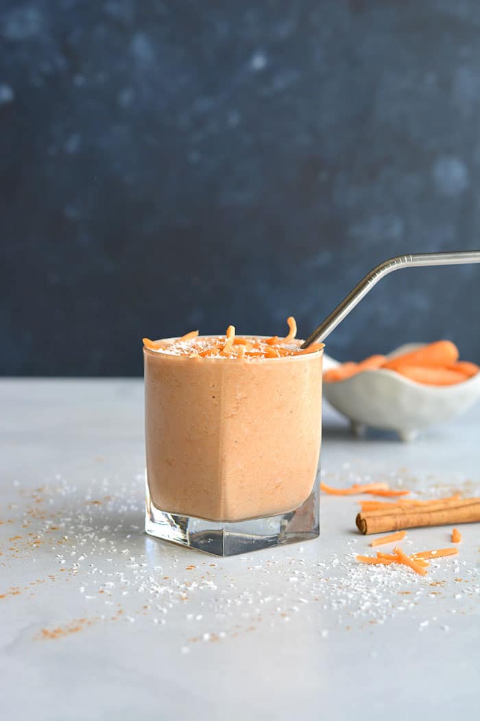 Carrot Cake Protein Smoothie! A high protein breakfast or snack that tastes like carrot cake with minimal ingredients and tons of flavor!