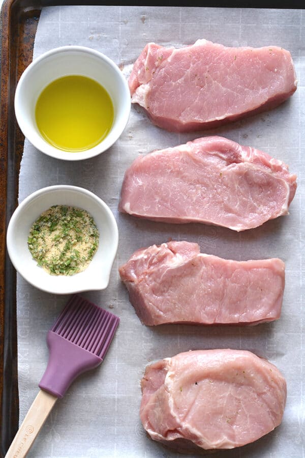 Healthy Ranch Pork Chops {Paleo, GF, Low Calorie} Skinny Fitalicious®