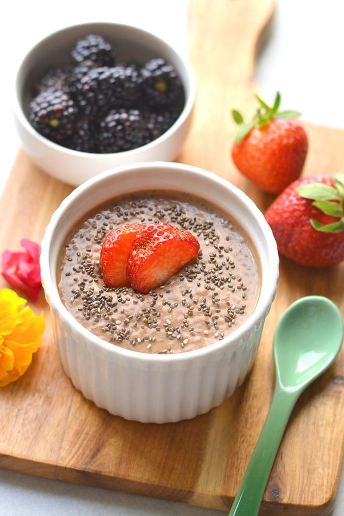 Healthy Chocolate Protein Chia Pudding is a low calorie, high protein breakfast or snack. Easy to meal prep, dairy free and vegan friendly! Low Calorie + Gluten Free + Paleo + Vegan