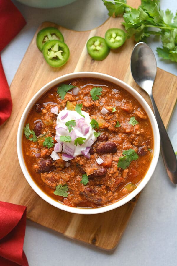 Healthy Crockpot Turkey Chili {Low Cal, GF} Skinny Fitalicious®