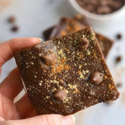 Healthy Gingerbread Protein Brownies are low calorie, made gluten and dairy free and made better for you balanced with protein! A healthy, low sugar dessert! Gluten Free + Low Calorie