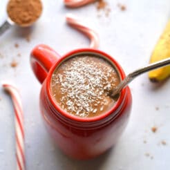 Healthy Hot Chocolate Smoothie is high protein protein, gluten free, dairy free and a great snack for weight loss and hormones. Low Calorie + Gluten Free + Vegan