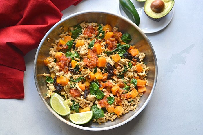 Healthy Mexican Breakfast Hash is a high protein, egg-free breakfast recipe. Meal prep it ahead of time for a low-calorie breakfast!