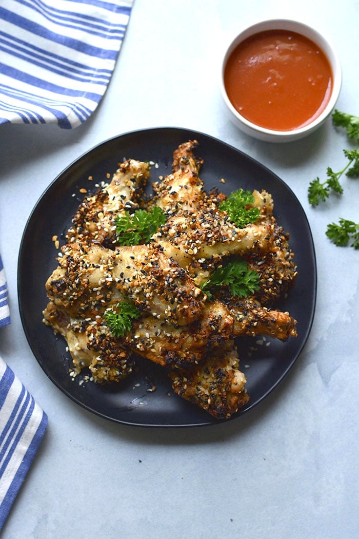 Healthy Air Fryer Everything Bagel Chicken Wings are un-breaded and air fried making them fewer calories than traditional fried wings and are gluten free. A simple appetizer or meal that's pleases everyone!