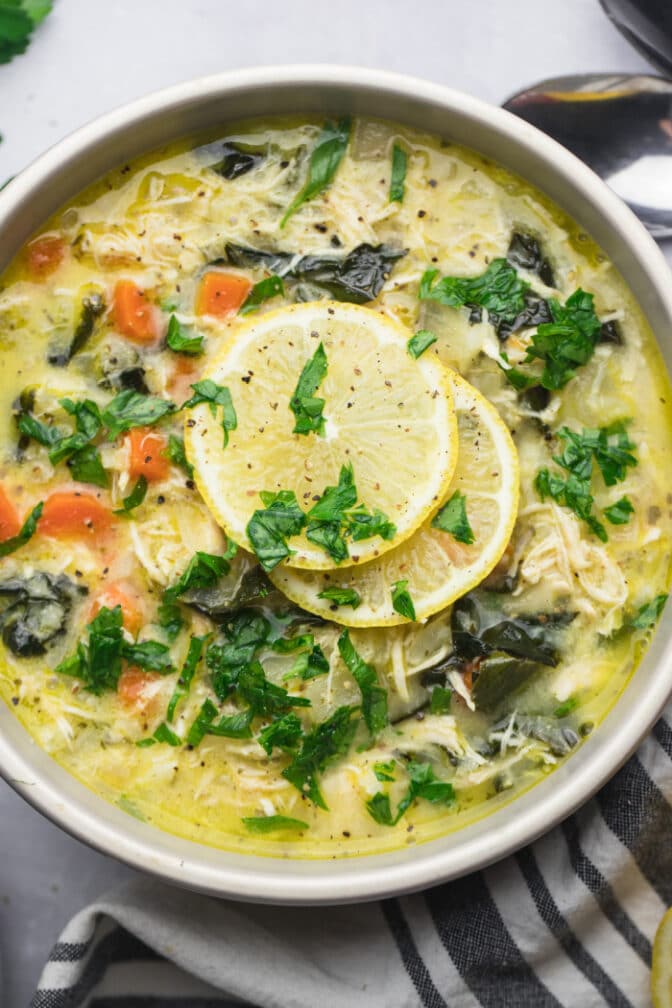 Healthy Greek Lemon Chicken Soup {Paleo, Low Cal} Skinny Fitalicious®