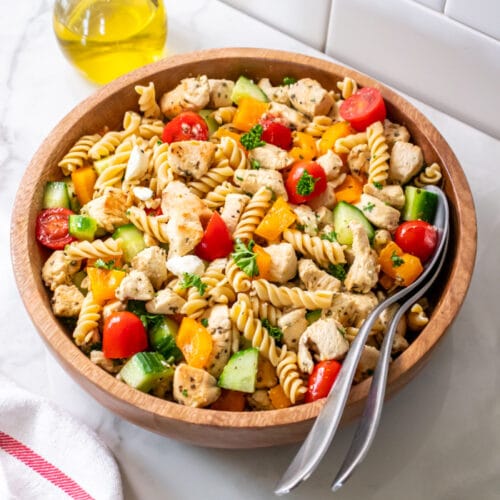 Healthy Greek Pasta Salad {GF, Low Calorie} - Skinny Fitalicious®