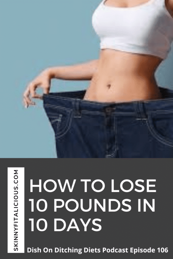 women with jeans on that are too large for her.