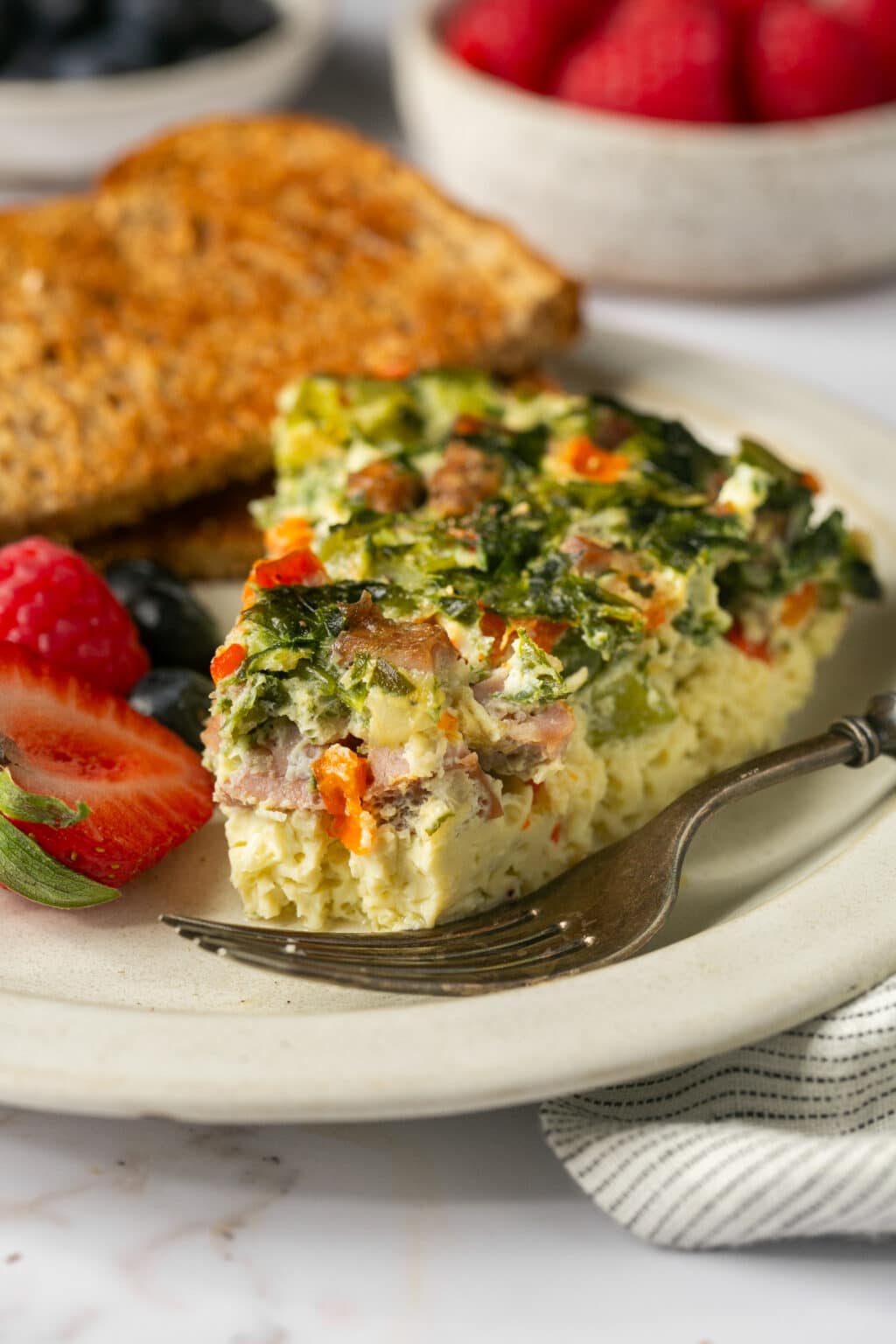 High Protein Veggie Egg Bake {Low Cal, Low Carb} Skinny Fitalicious®