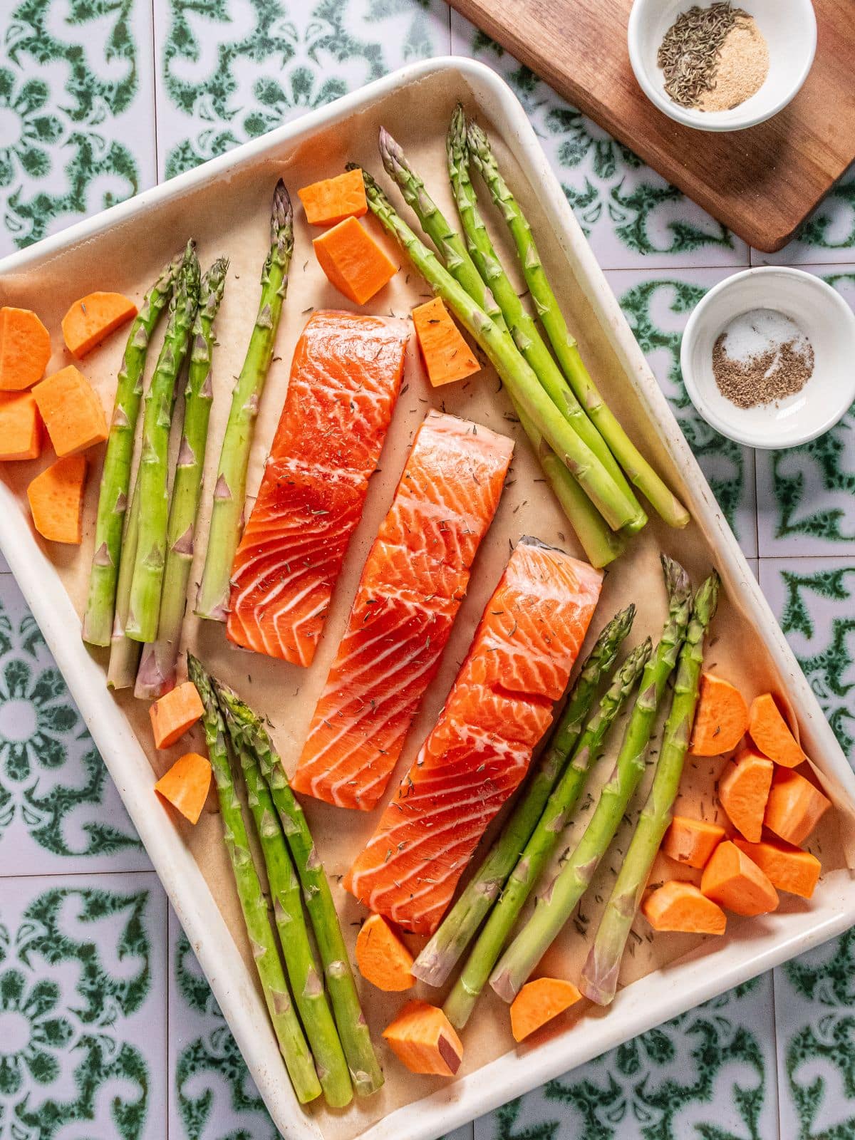 Salmon, asparagus and sweet potatoes on a sheet pan.