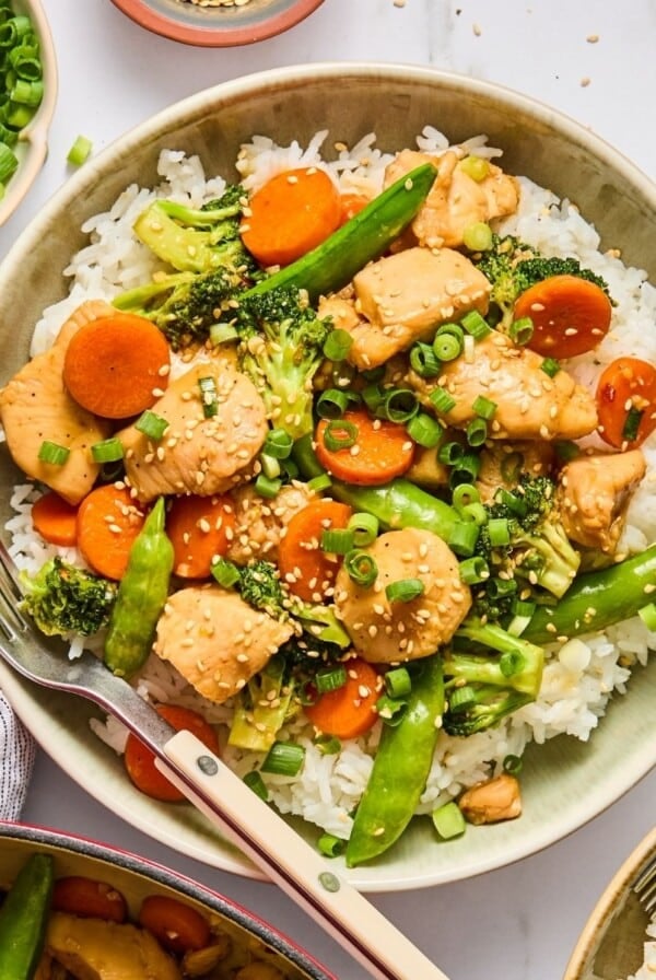 Healthy chicken teriyaki with rice in a bowl.