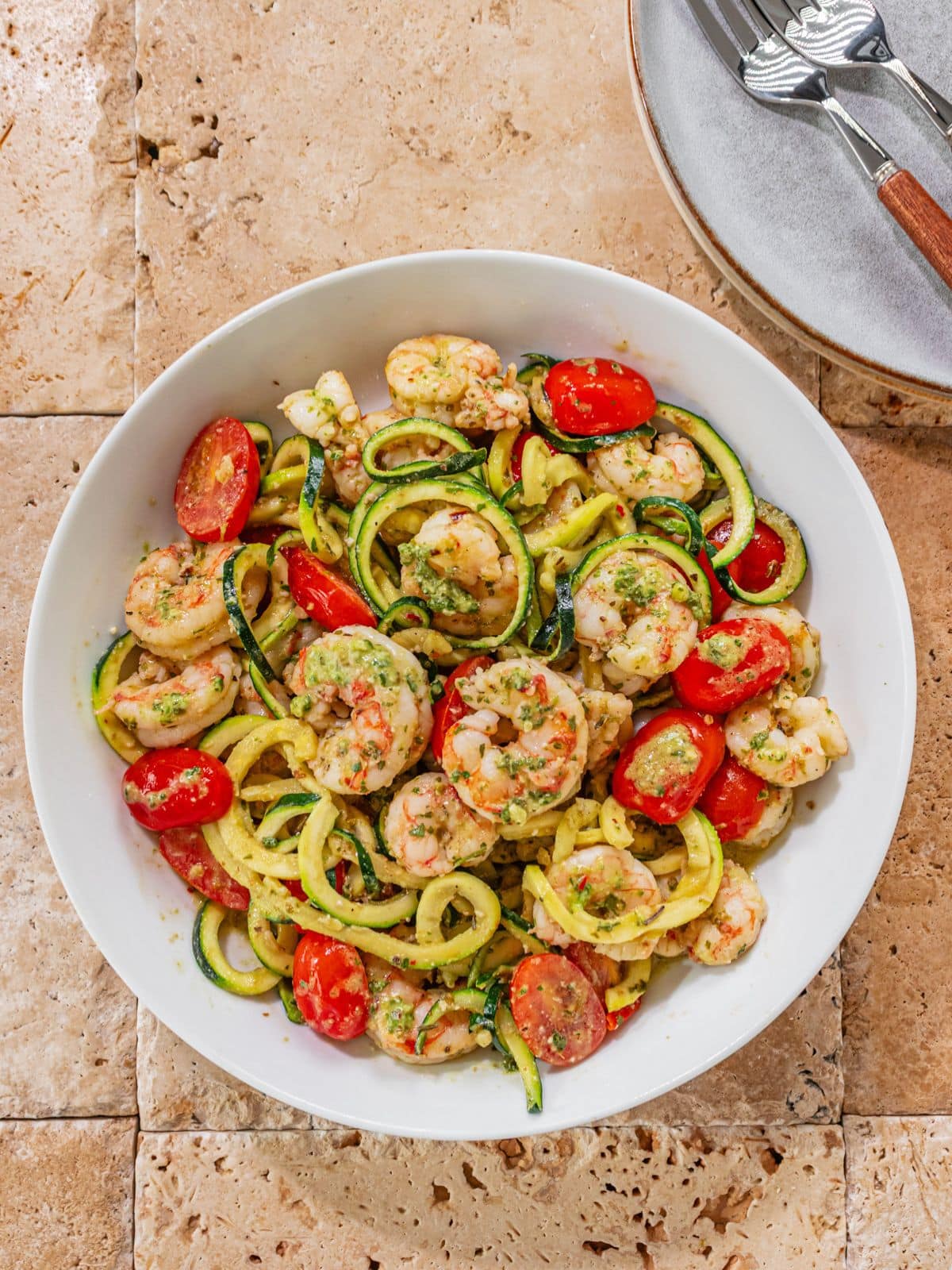 Shrimp pesto in a bowl.