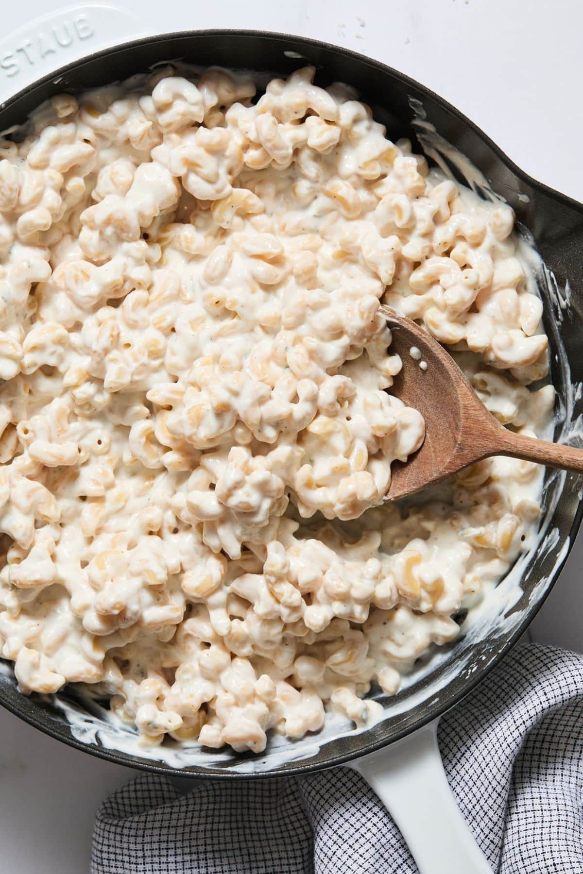 The pasta and the cottage cheese Alfredo sauce mixed together.